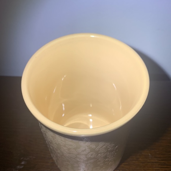 Ceramic Makeup Brush Holder Storage with Cute Saying “Wild at Heart” - Picture 4 of 4